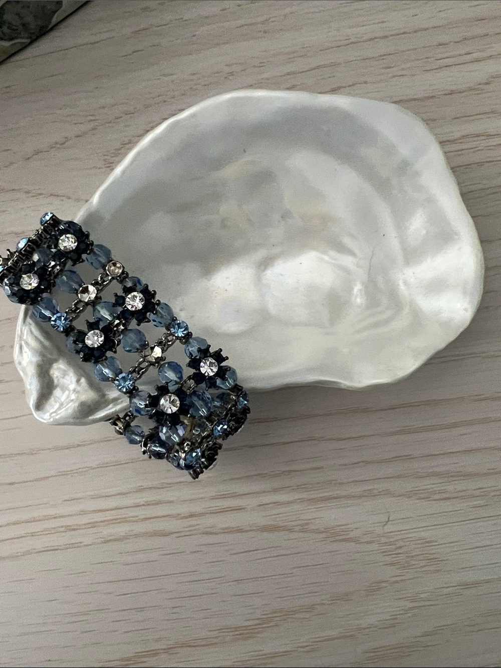 Blue Crystal Rhinestone bracelet. - Picture 2 of 4